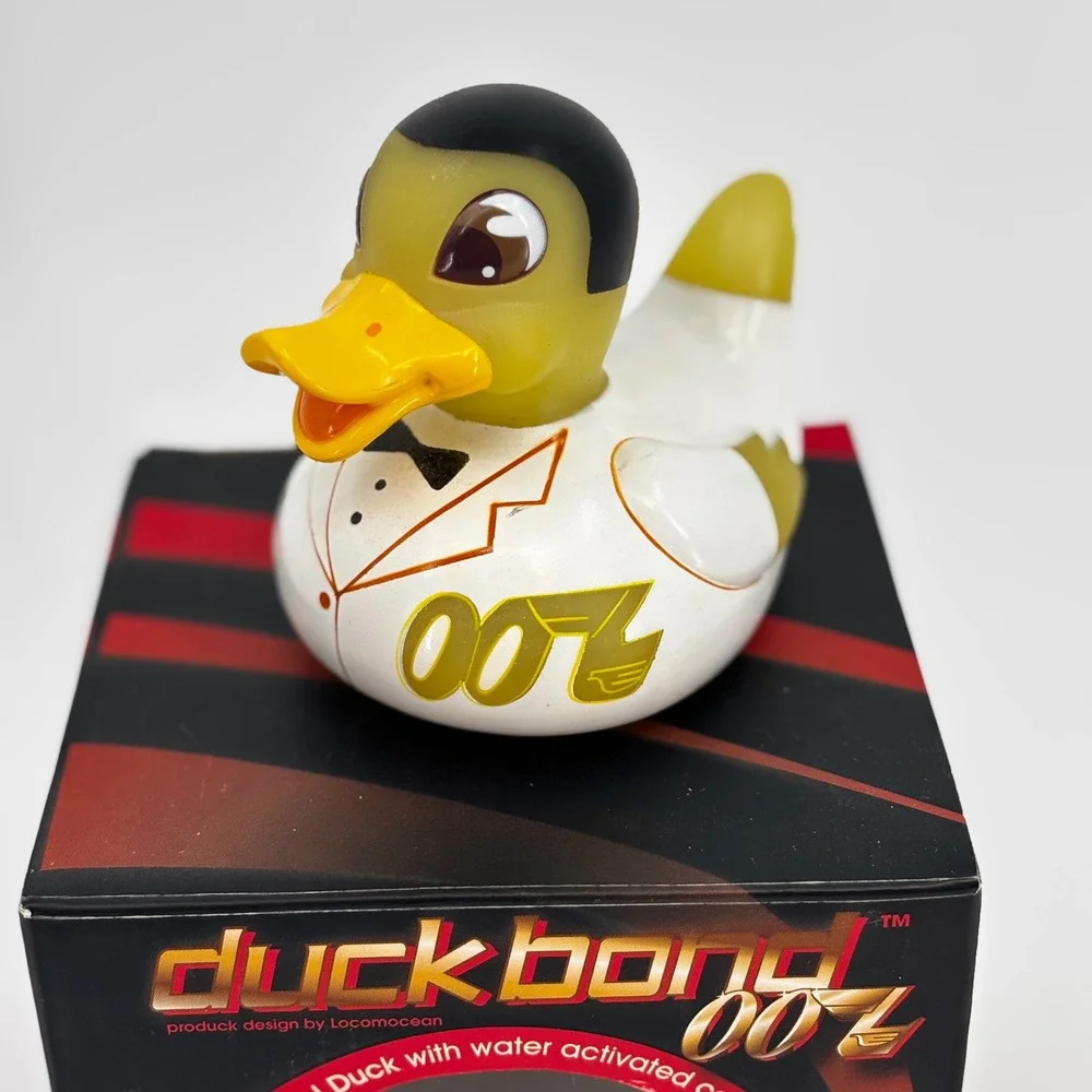 Locomocean‎ Duck Bond 007 Rubber Duck White Gold LED Glow Bath Toy
